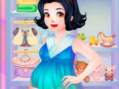 Snow White Pregnancy
